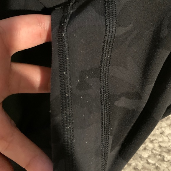 Lululemon bikershorts | Camo gray - Picture 4 of 4